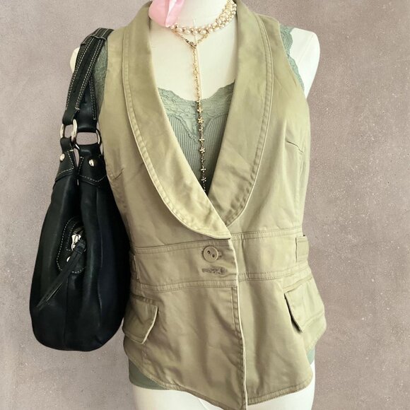 Womens Army Khaki Button Up Vest With Pockets - Picture 1 of 8